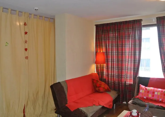 Apartment Feels Like 